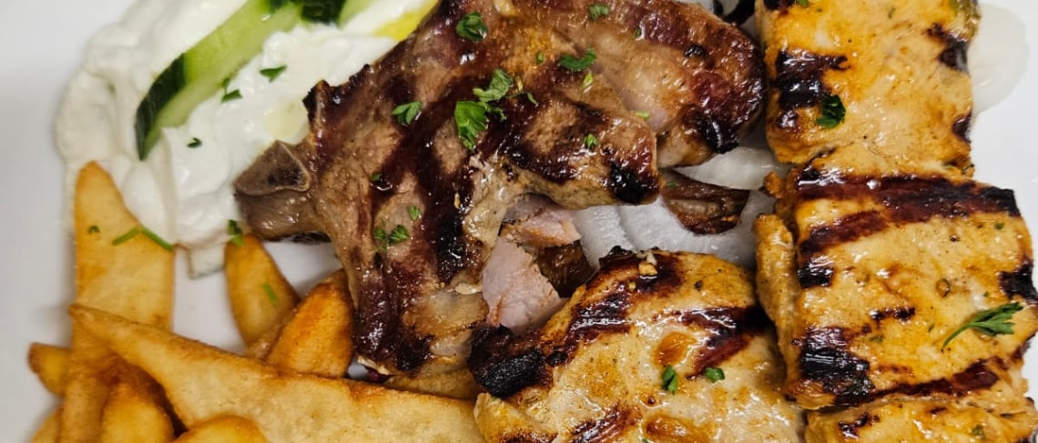 Fleisch mit Pommes